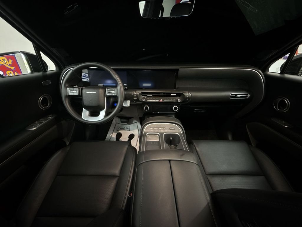 Used 2026 Abyss Black Hyundai Calligraphy image 21