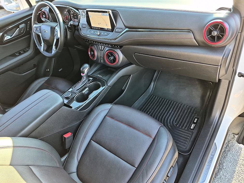Used 2019 Summit White Chevrolet RS image 37