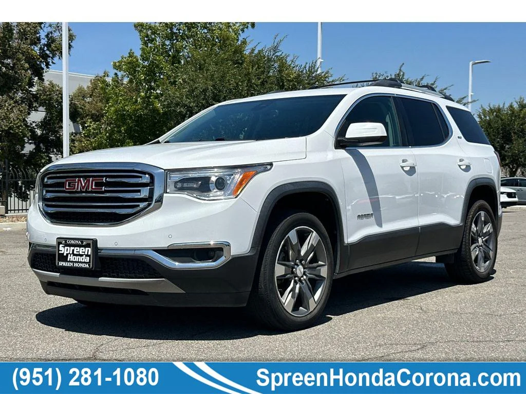 Used 2017 Summit White GMC SLT image 1