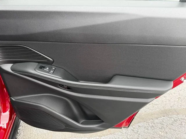 New 2026 Red Hot Pearl-Coat Exterior Paint Jeep Laredo image 15