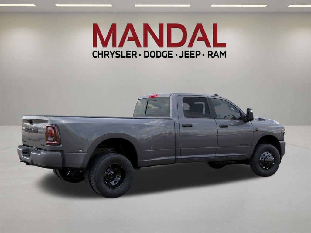New 2026 Ceramic Gray Clear-Coat Exterior Paint RAM Big Horn image 4