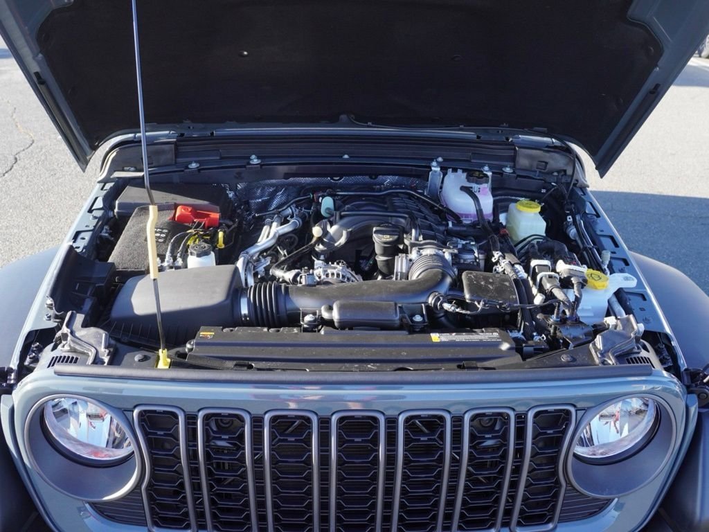 New 2026 Anvil Clear-Coat Exterior Paint Jeep Sport S image 23