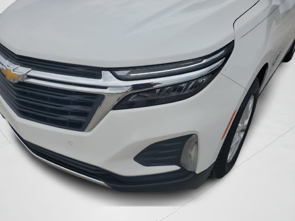 Used 2024 Summit White Chevrolet LT image 20
