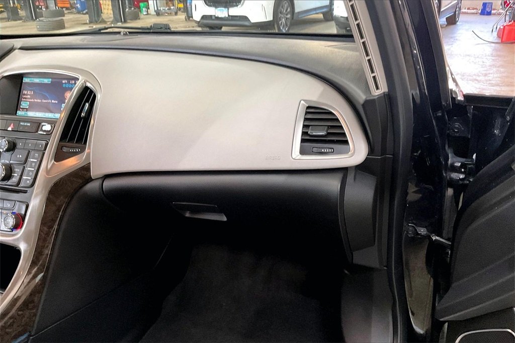 2013 BUICK VERANO - Image 15