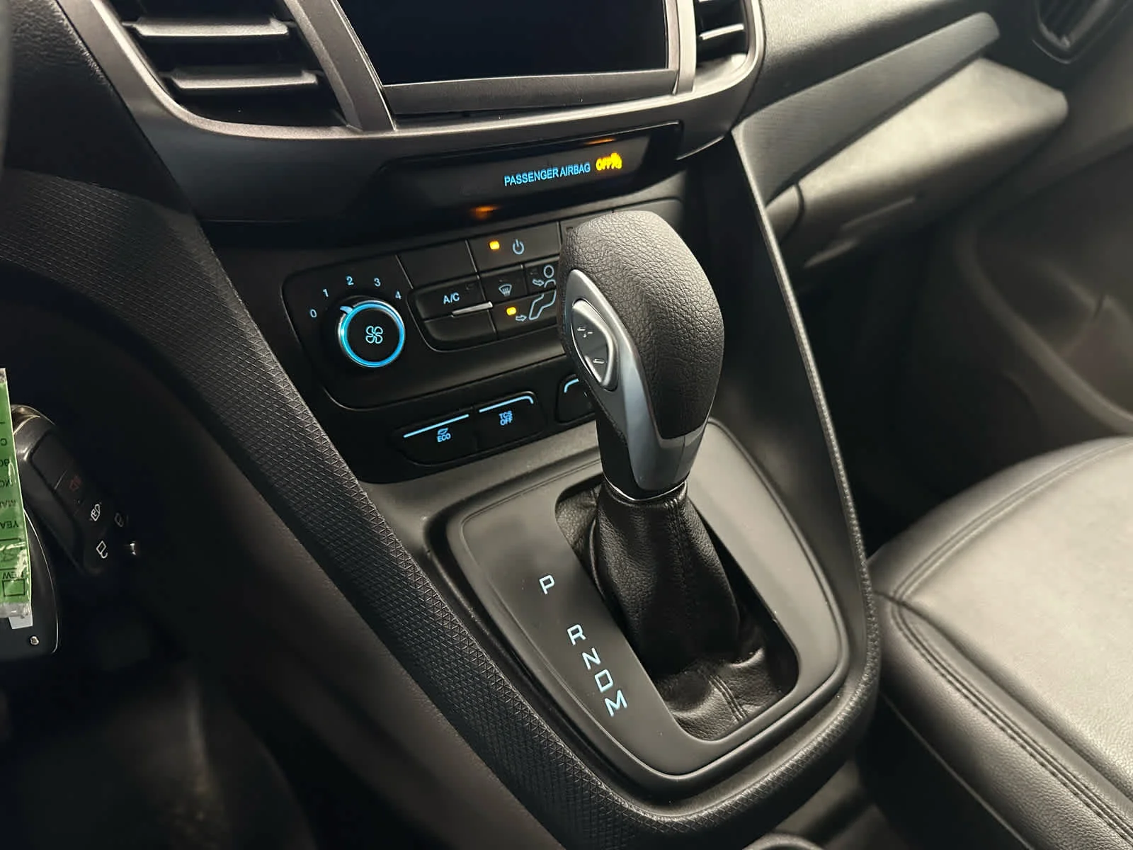 2022 Ford Transit Connect XL - Photo 23
