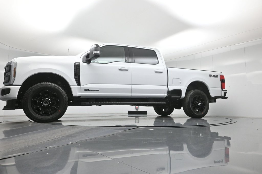 New 2026 Oxford White Ford Lariat image 7
