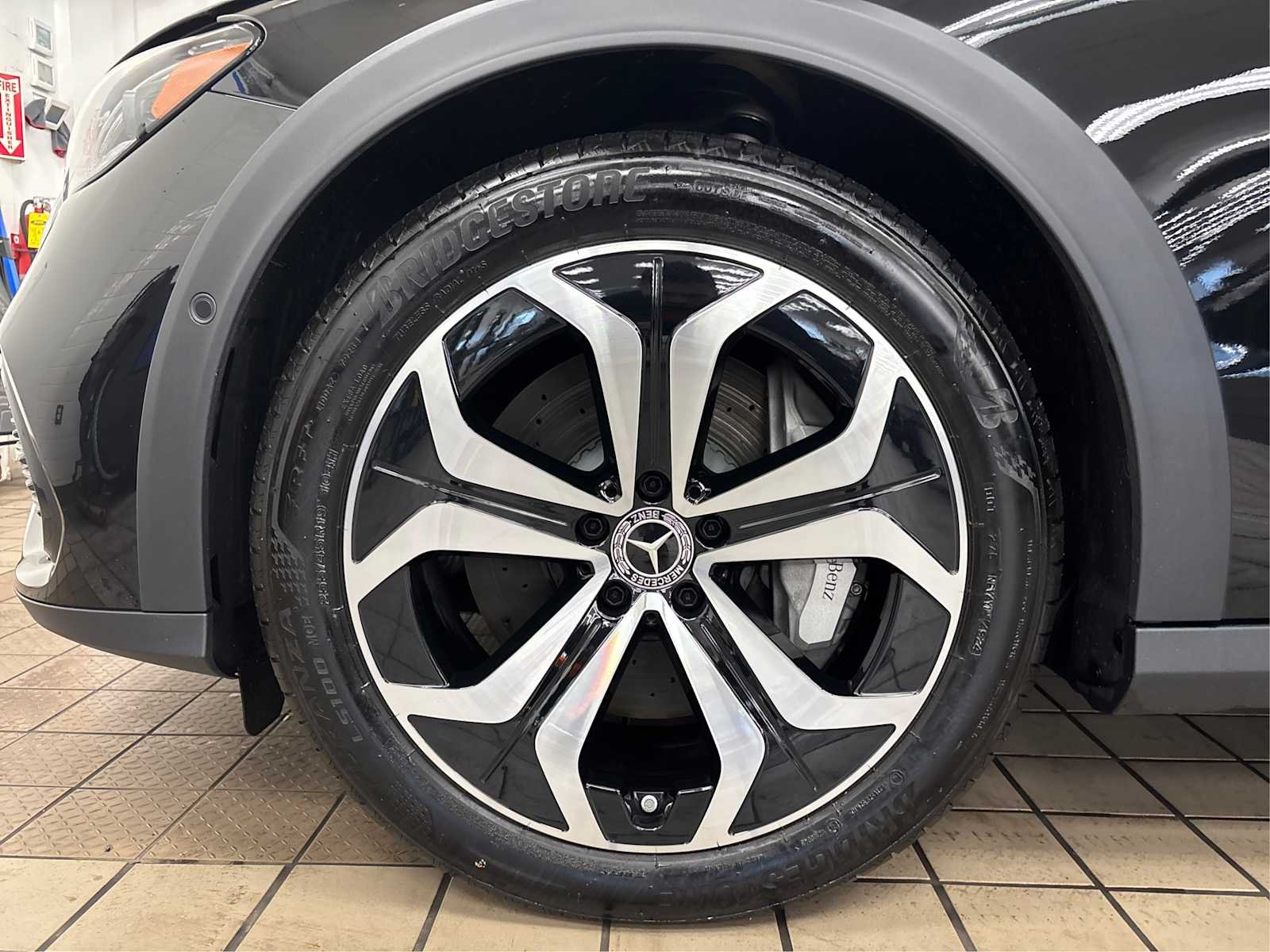 New 2025 Obsidian Black Metallic Mercedes-Benz E 450 image 13