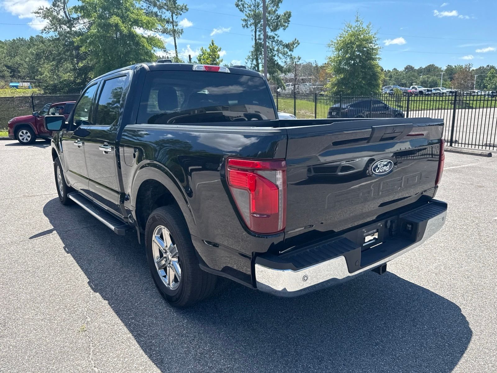 Used 2025 Black Ford XLT image 3