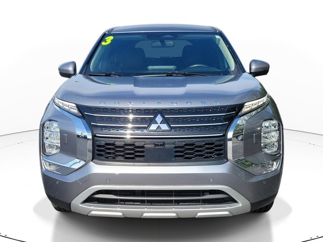 2023 Mitsubishi Outlander SE