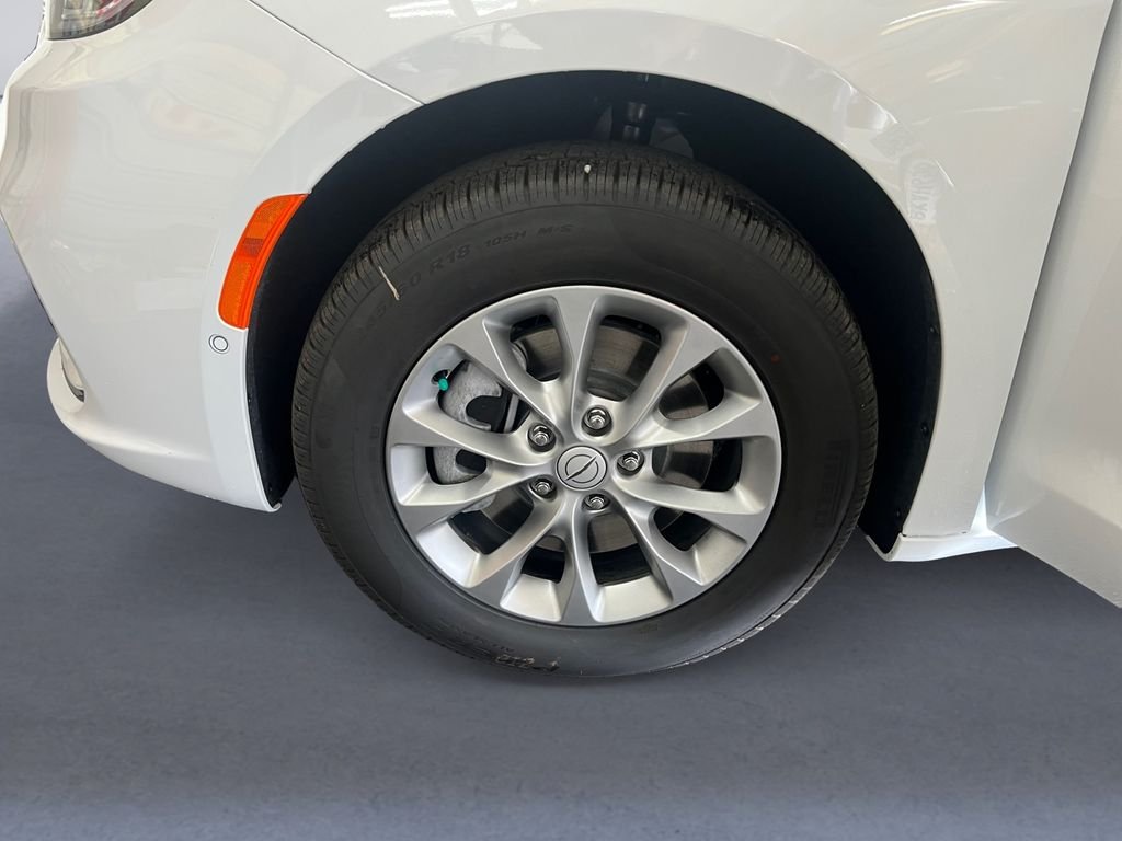 2026 Chrysler Pacifica Select - Photo 9