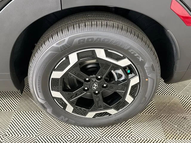 New 2026 Black Hyundai SEL image 20