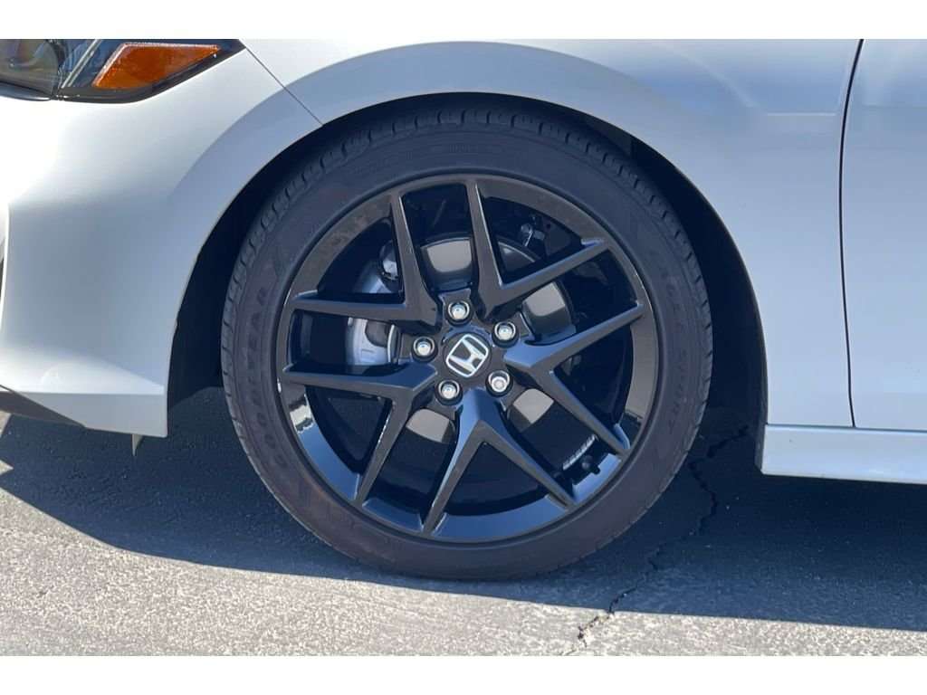 Certified Used 2025 Platinum White Pearl Honda Sport image 10