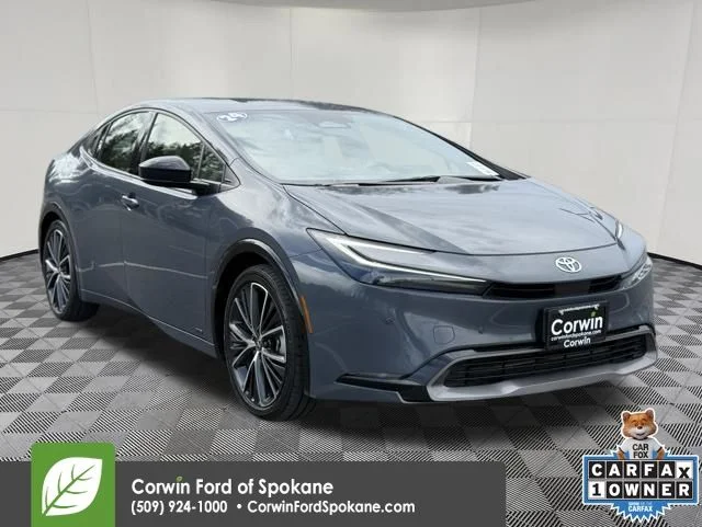 2024 Toyota Prius XLE AWD's photo