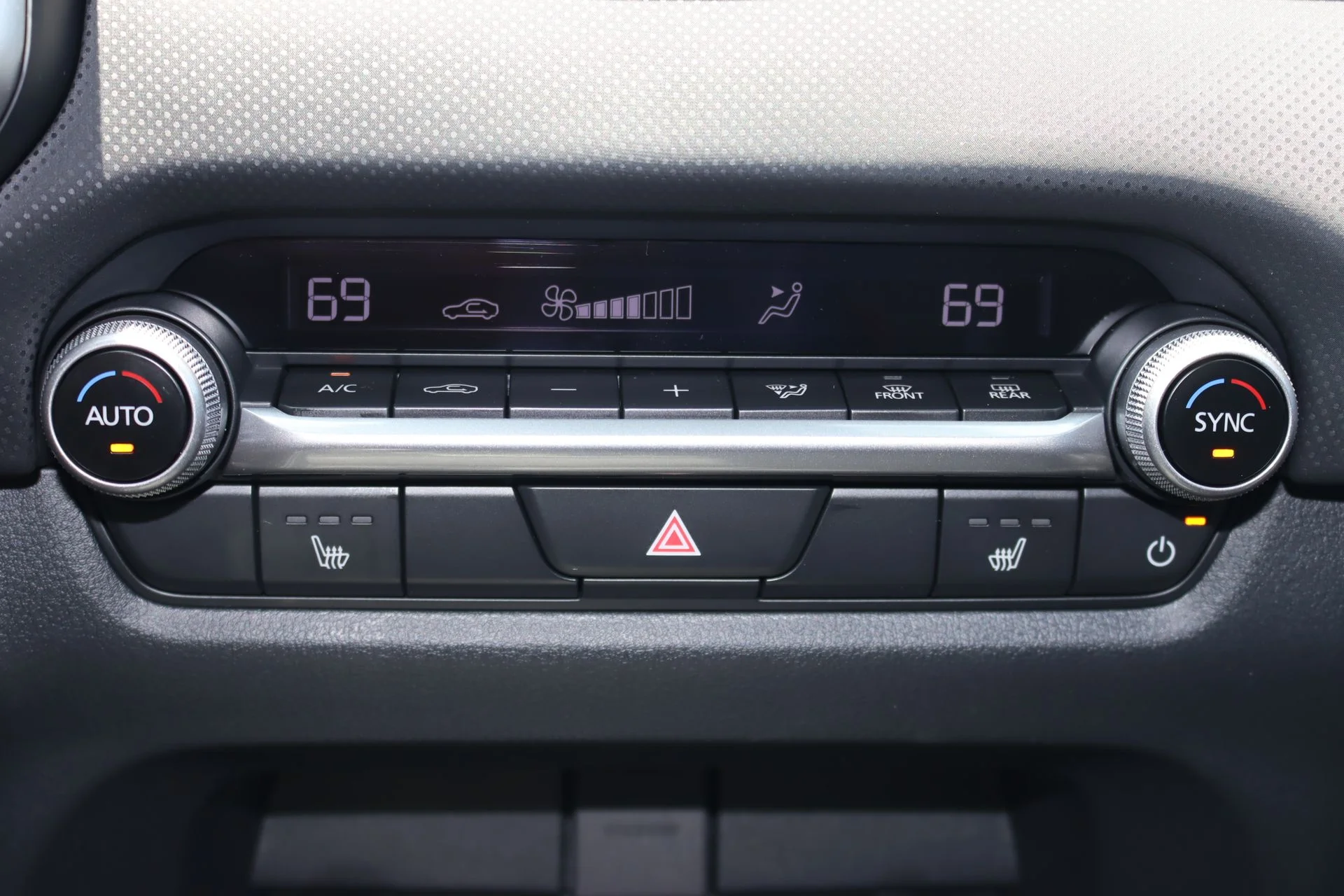 New 2026 Wind Chill Pearl Mazda Preferred AWD image 16