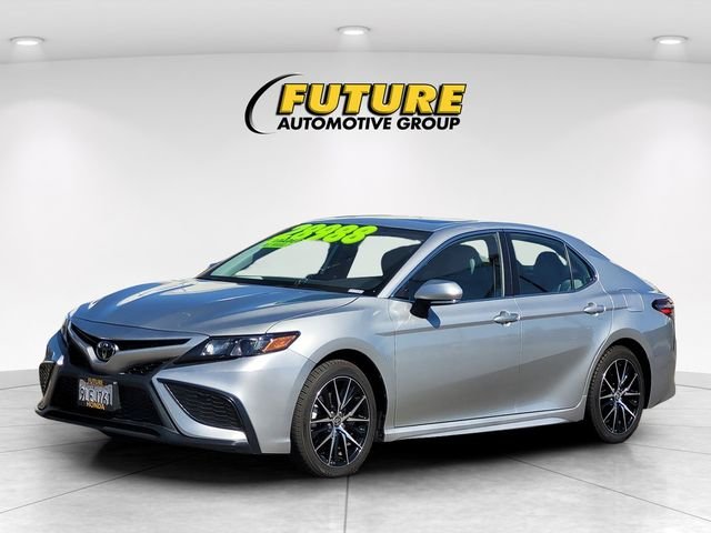 Used 2024 Silver Toyota SE AWD image 5