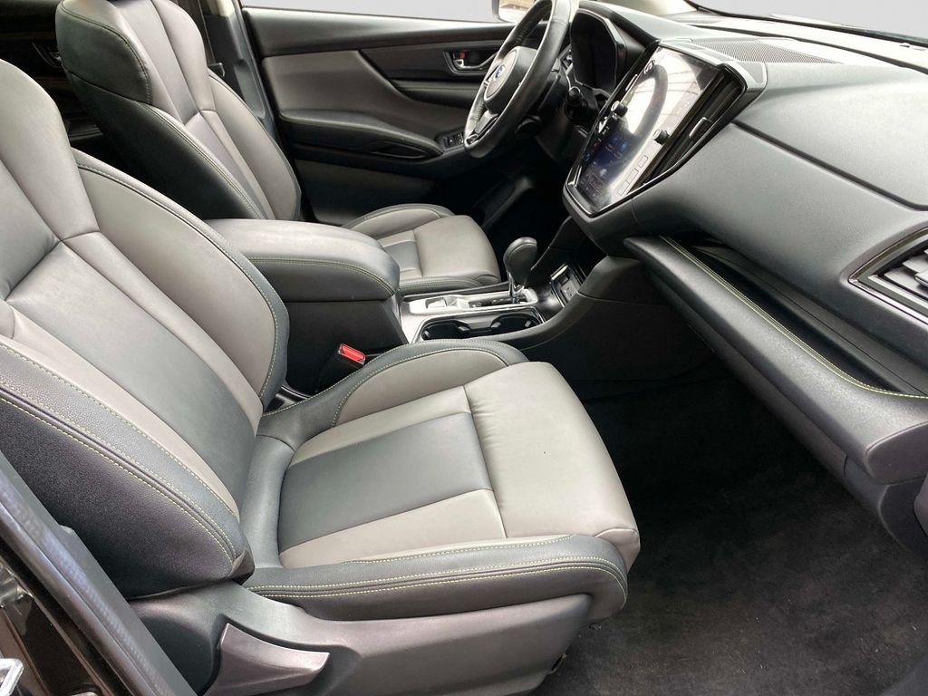 Used 2023 Black Subaru Onyx Edition image 26