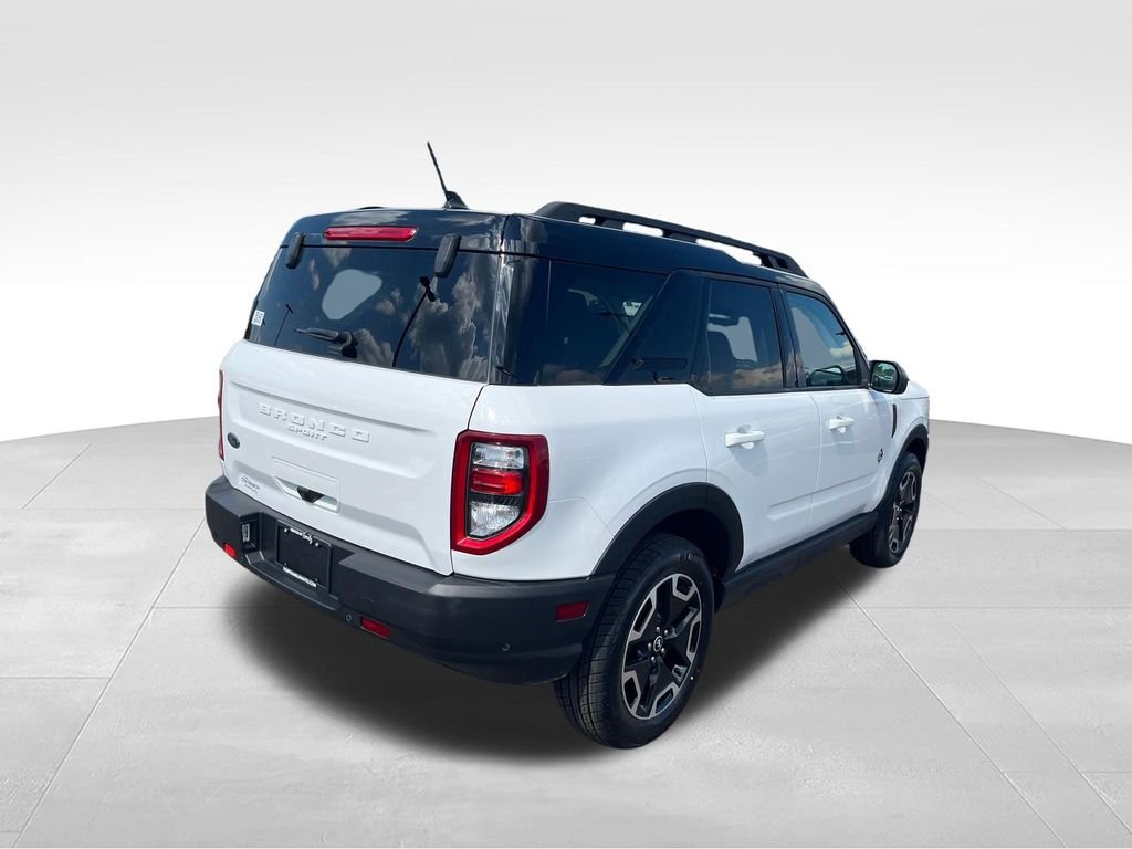 Used 2023 White Ford Outer Banks image 5
