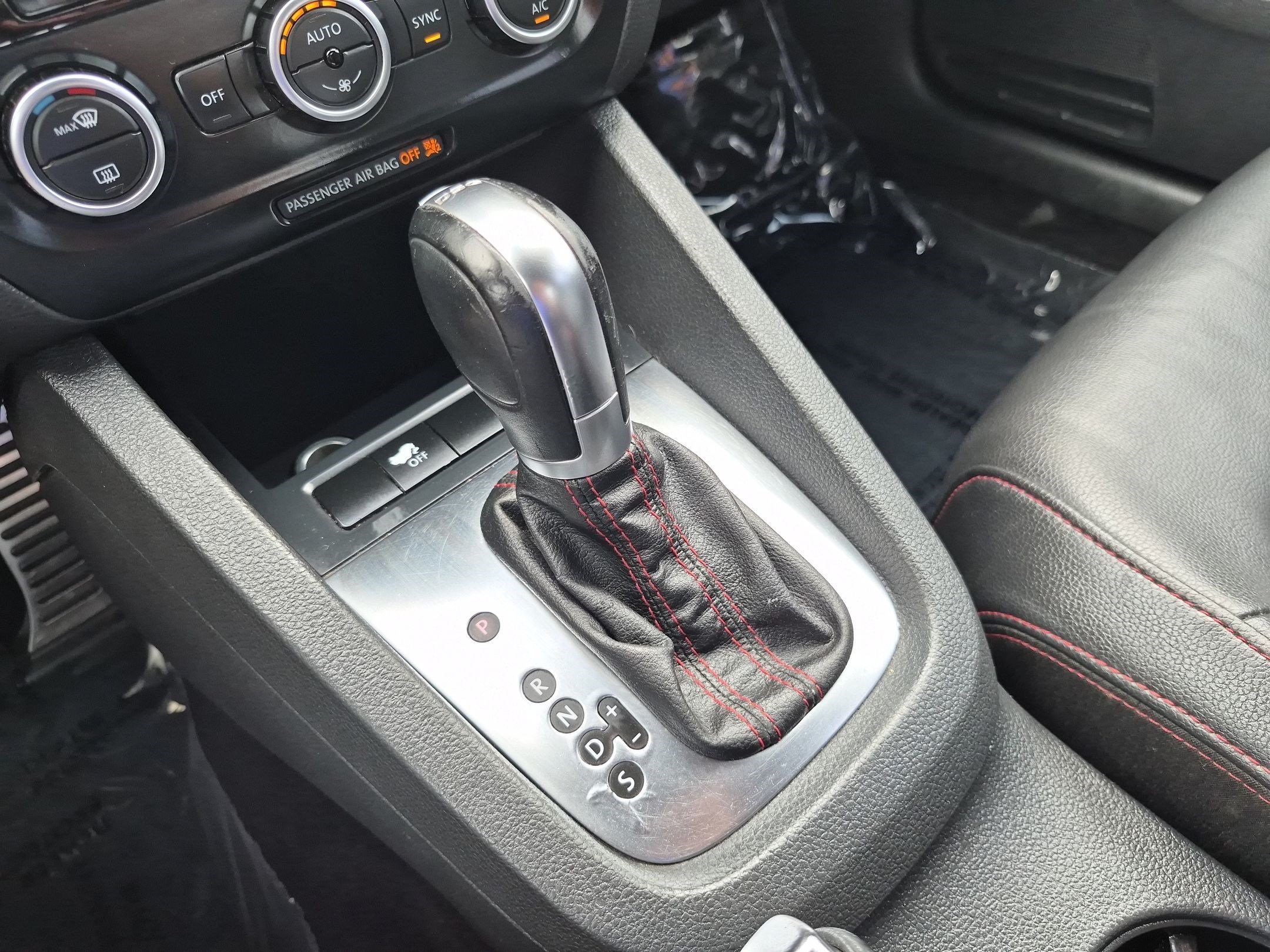 Used 2014 Tornado Red Volkswagen GLI Autobahn image 23