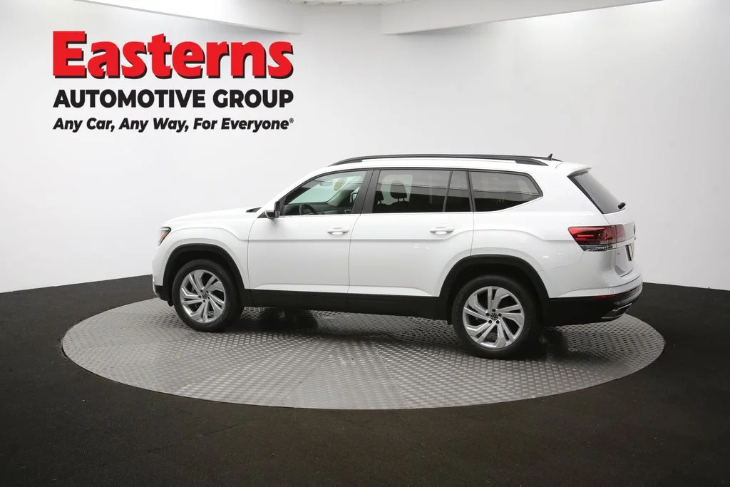 Used 2021 White Volkswagen 2.0T SE w/Technology image 64