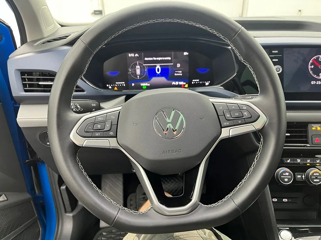 Used 2024 Blue Volkswagen 1.5T SE image 22