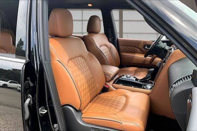 Used 2024 Black INFINITI Sensory image 7