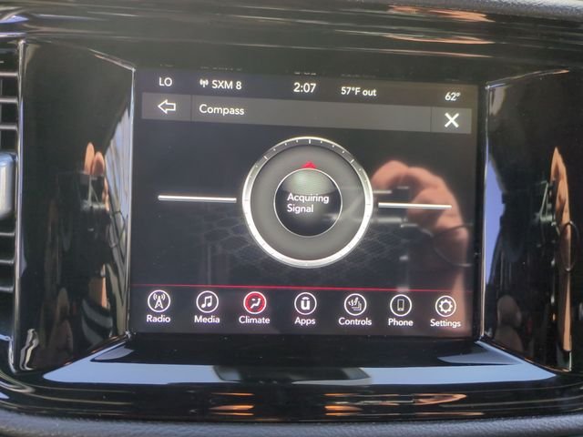 Used 2024  Dodge SXT Plus image 16
