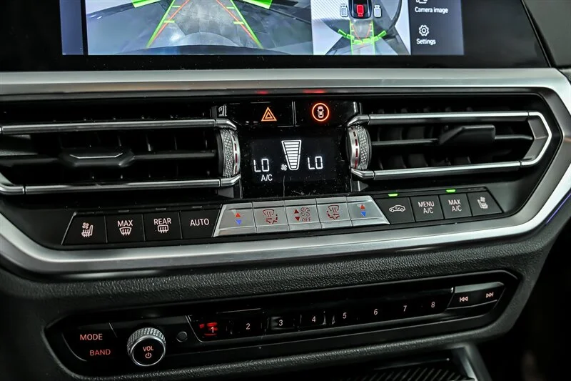 Used 2021 Black Sapphire Metallic BMW Competition image 28