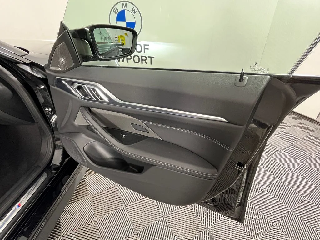 Used 2024 Black Sapphire Metallic BMW M50 image 26