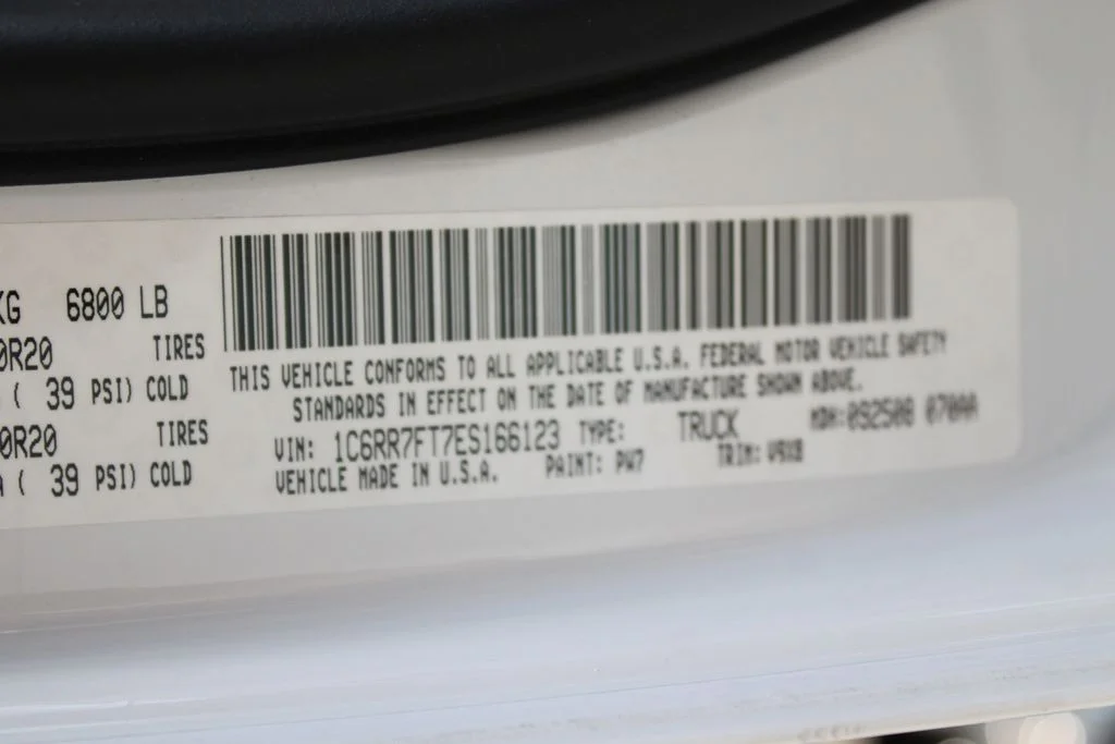 Used 2014 White Ram Express image 32