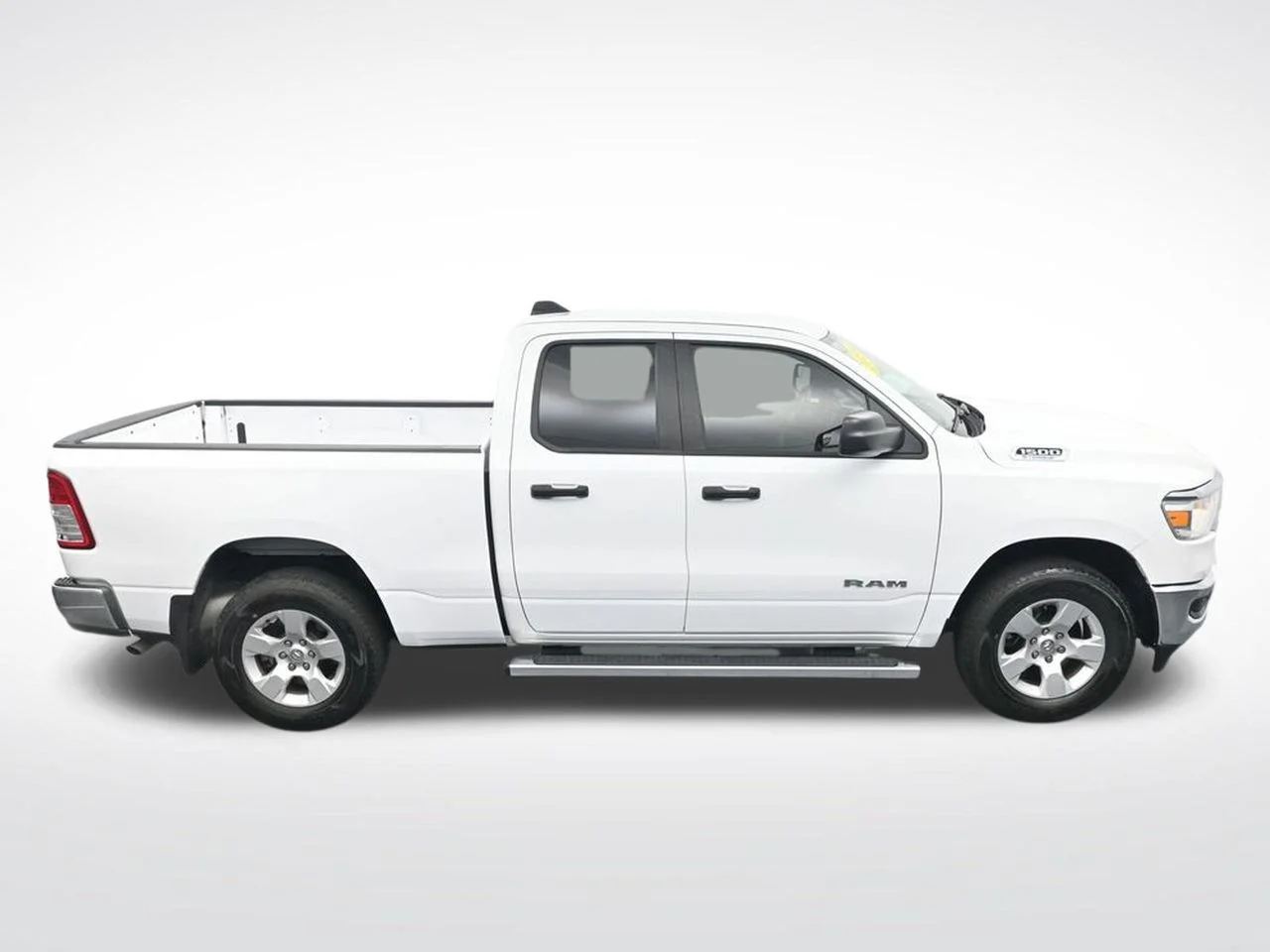 Used 2023 White Ram Big Horn/Lone Star image 23