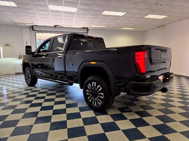New 2026 Onyx Black GMC Denali Ultimate image 5