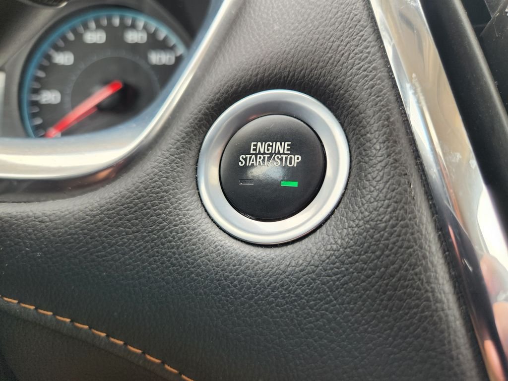 Used 2019 Silver Ice Metallic Chevrolet LT Cloth image 20