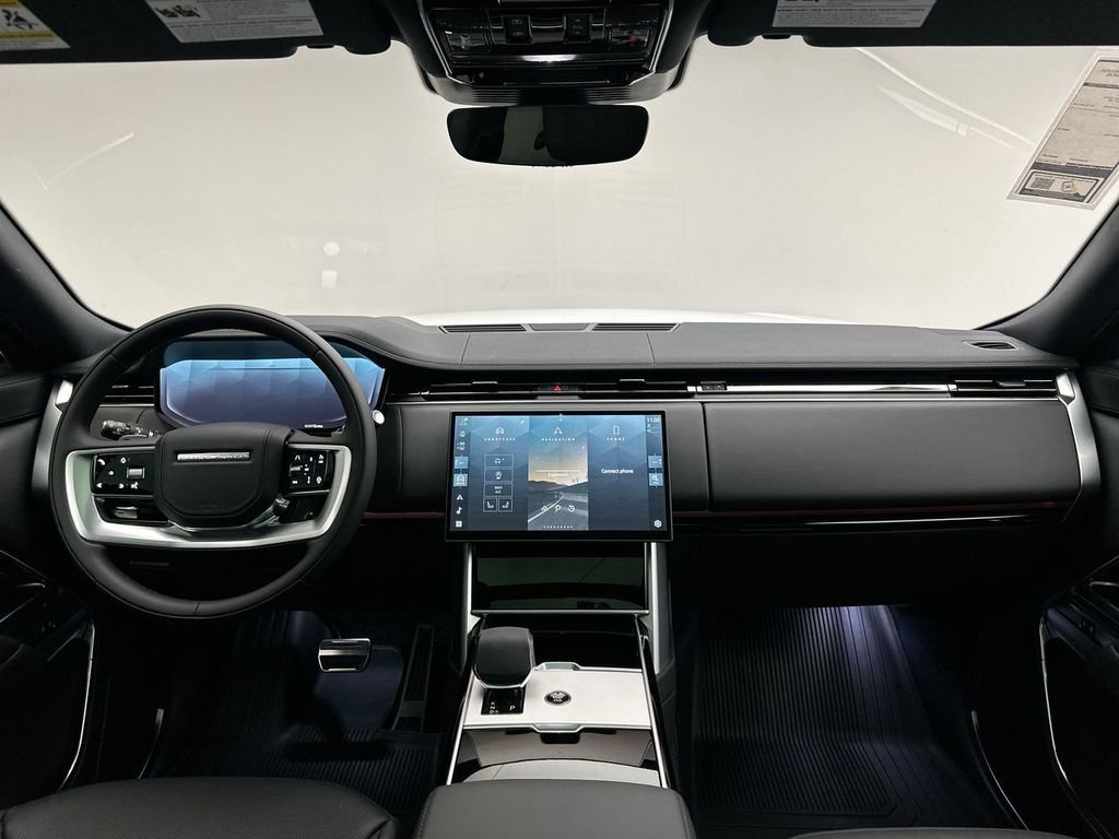 New 2026 Fuji White Land Rover SE image 8