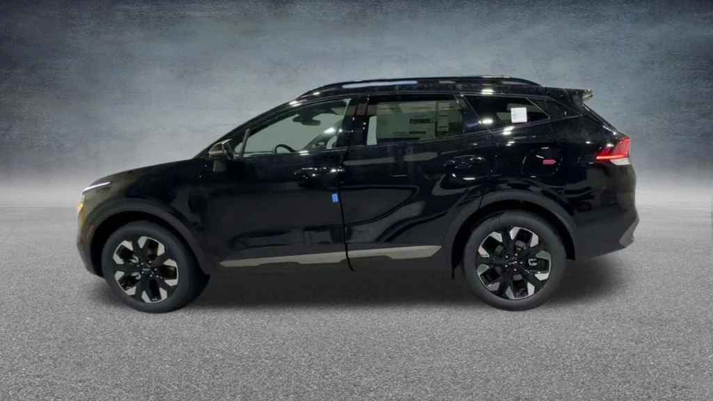 Used 2023 Black Kia X-Line image 15