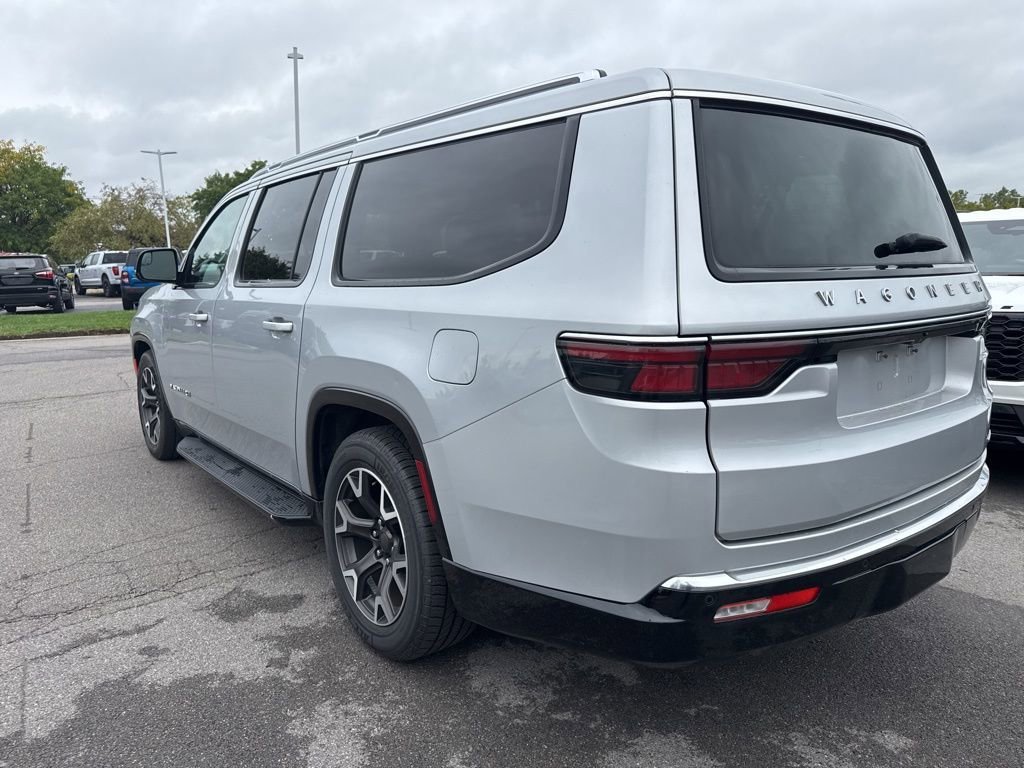 2024 Jeep Wagoneer L Series III - Photo 16