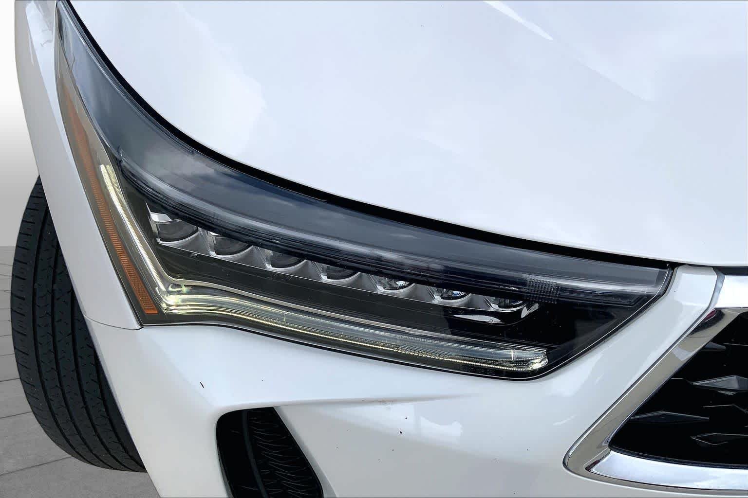 Used 2023 Platinum White Pearl Acura  image 27