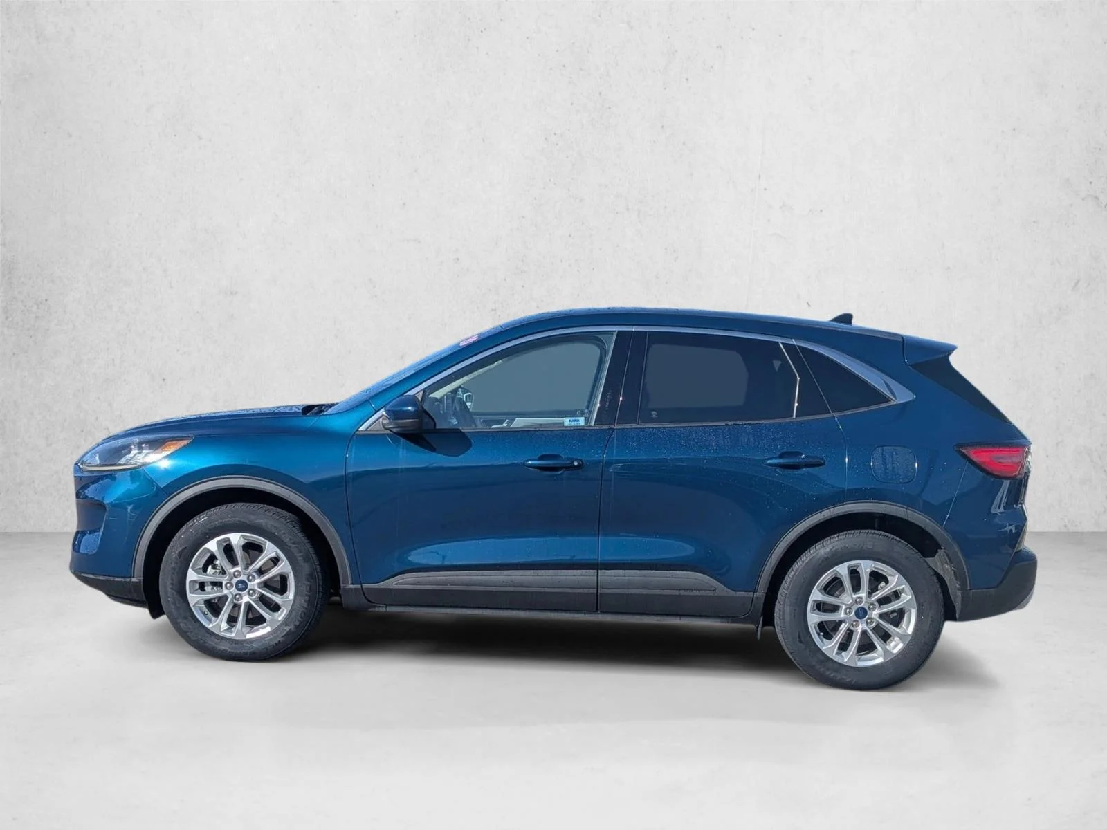 Used 2020 Dark Persian Green Metallic Ford SE image 9