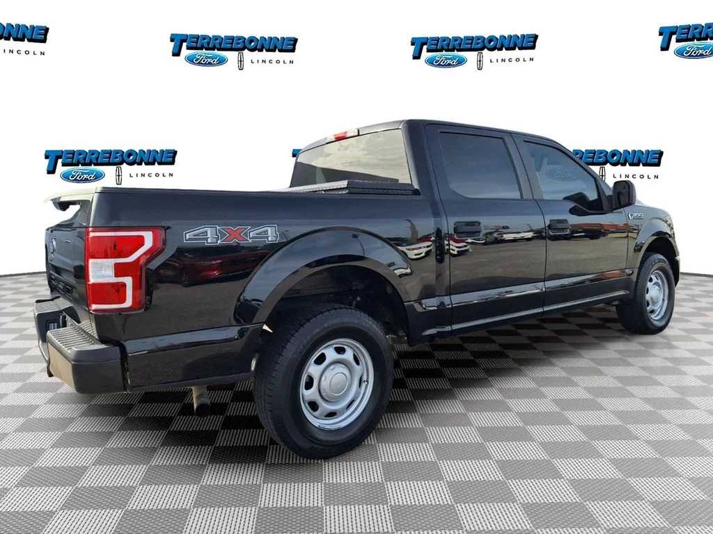 Used 2020 Black Metallic Ford XL image 5