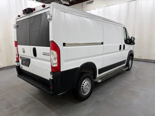 Used 2025 White Ram Base image 6
