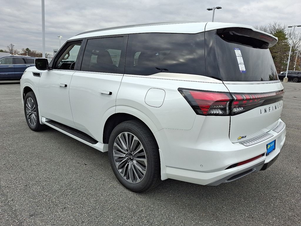New 2026 RADIANT WHITE INFINITI Luxe 4WD image 3