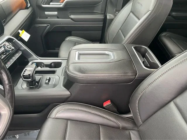 Used 2022 Black GMC Denali image 30