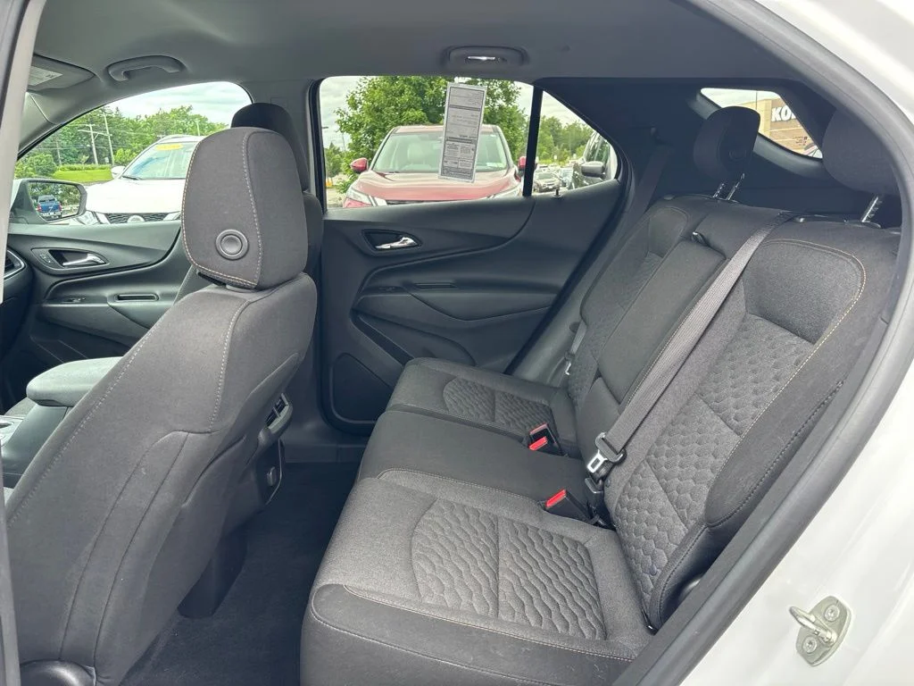 Used 2018 White Chevrolet LT image 13