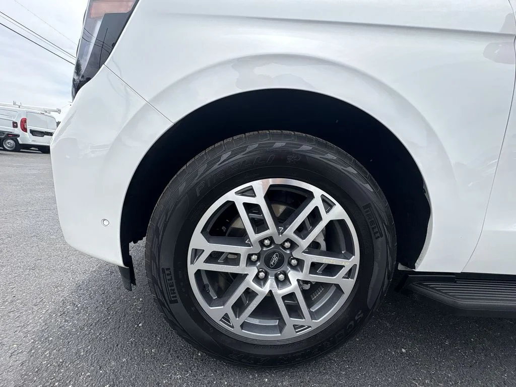 Used 2025 White Ford Active image 18