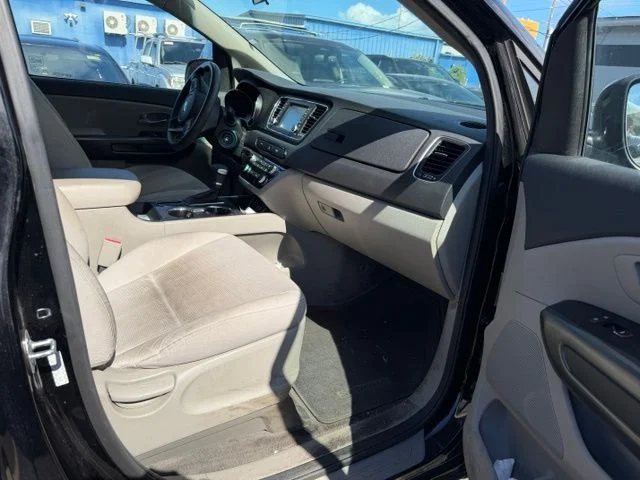 Used 2021 Black Kia LX image 17