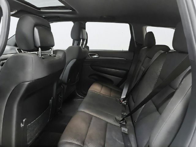 Used 2019 White Jeep Laredo image 19