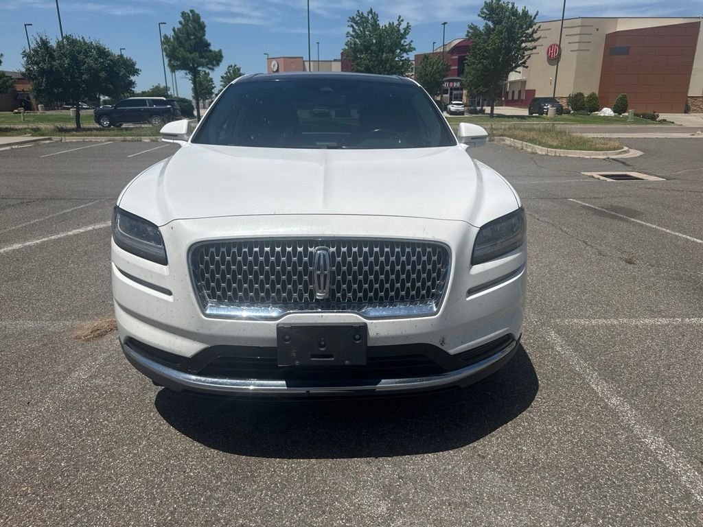 Used 2022 White Lincoln Reserve image 2