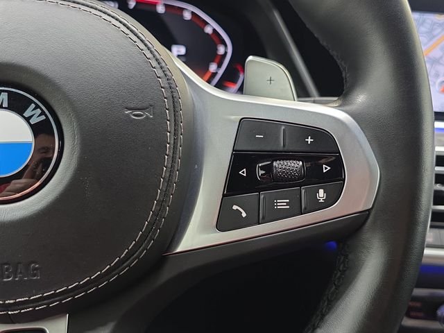 Used 2022 Black BMW M50i image 17