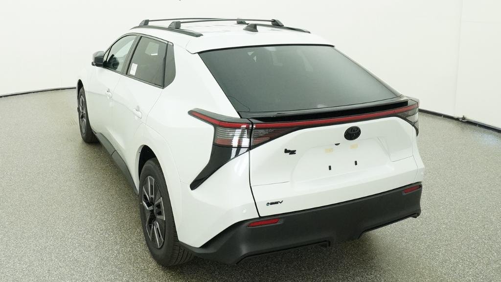 New 2026 Wind Chill Pearl Toyota XLE image 18