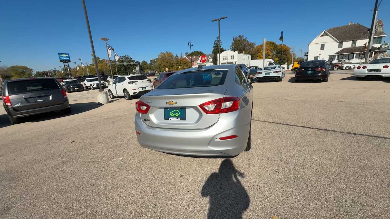 2017 Chevrolet Cruze LS - Photo 7