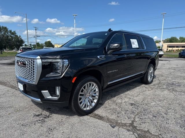 2024 GMC Yukon Denali AWD's photo